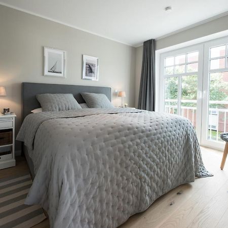 Landhaus Lindenhof, Wohnung Meertied Wangerooge Extérieur photo